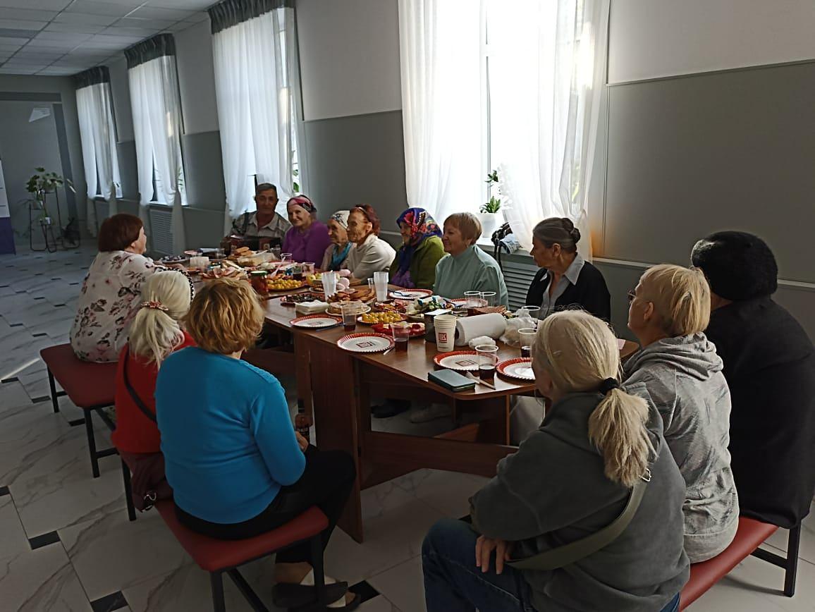 «Мы за чаем не скучаем».