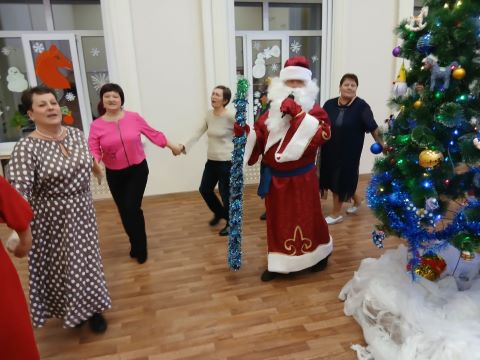 Новогодний праздник 