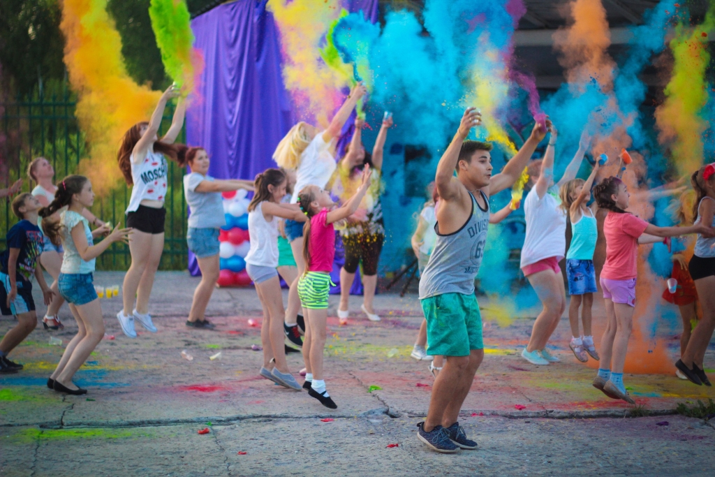 «Разноцветное лето»