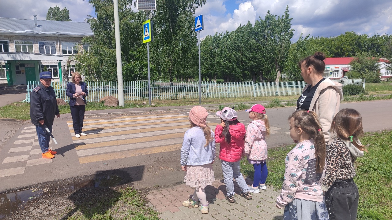 «Ради жизни на земле, изучаем ПДД»