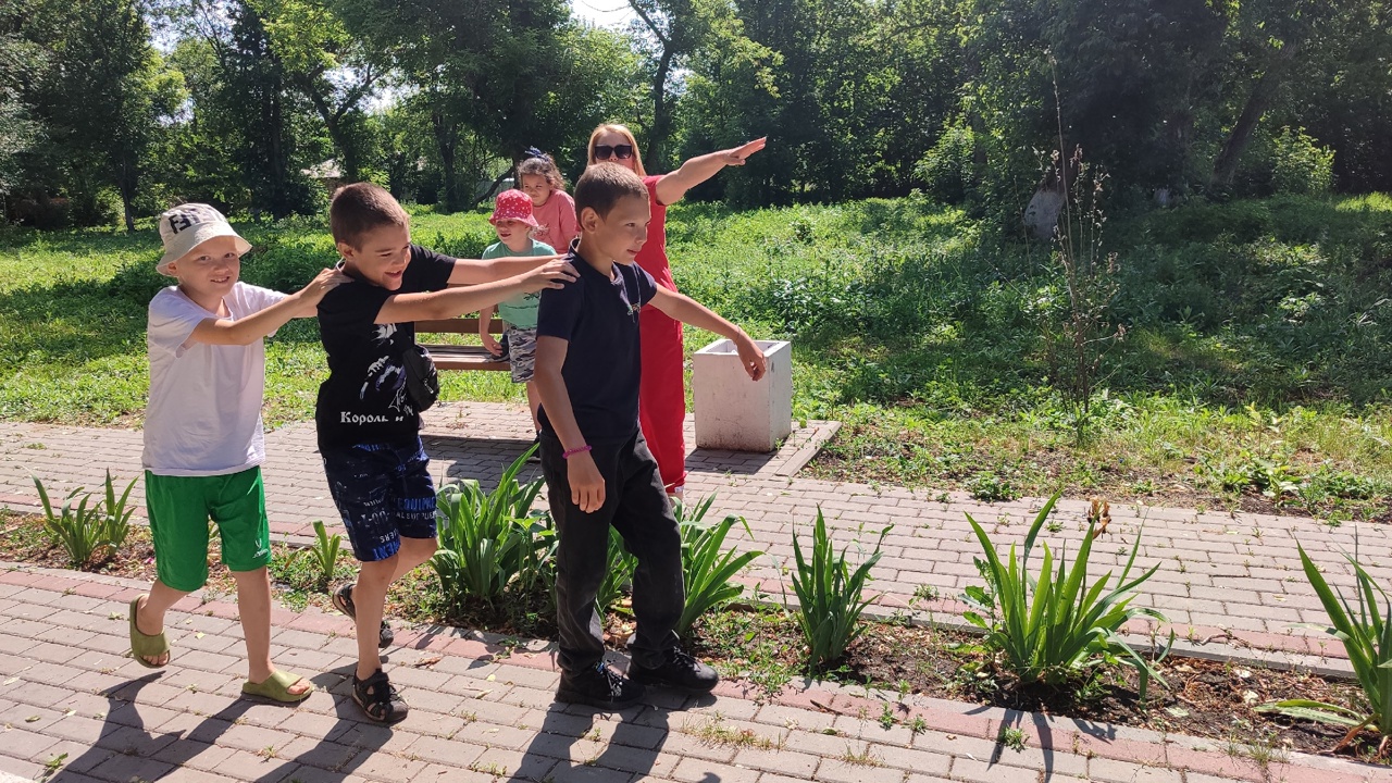 «Ура веселится детвора» 