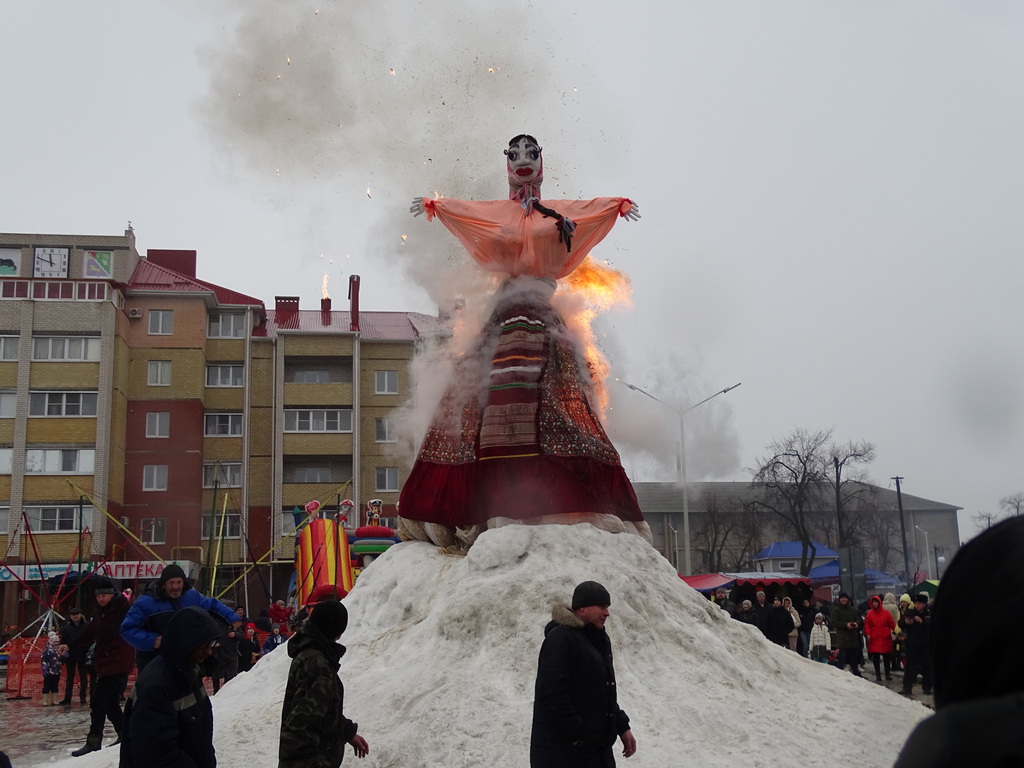 ДРУЗЬЯ! ВСЕХ С МАСЛЕНИЦЕЙ!