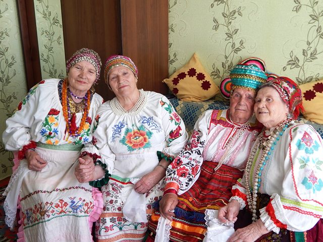 Фольклорная группа 