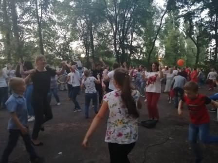 «Дорогу молодым»