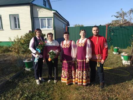 «Музыкальное поздравление учителям»