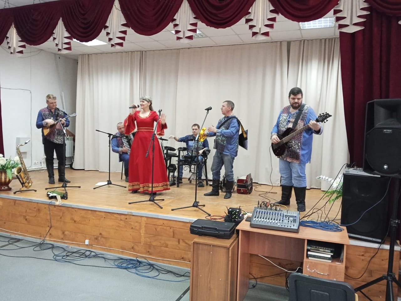 Музыкальный вечер народного ансамбля 