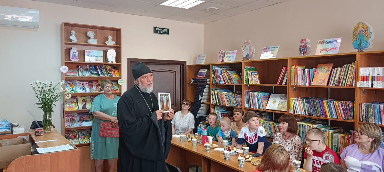 И верности любовь храня