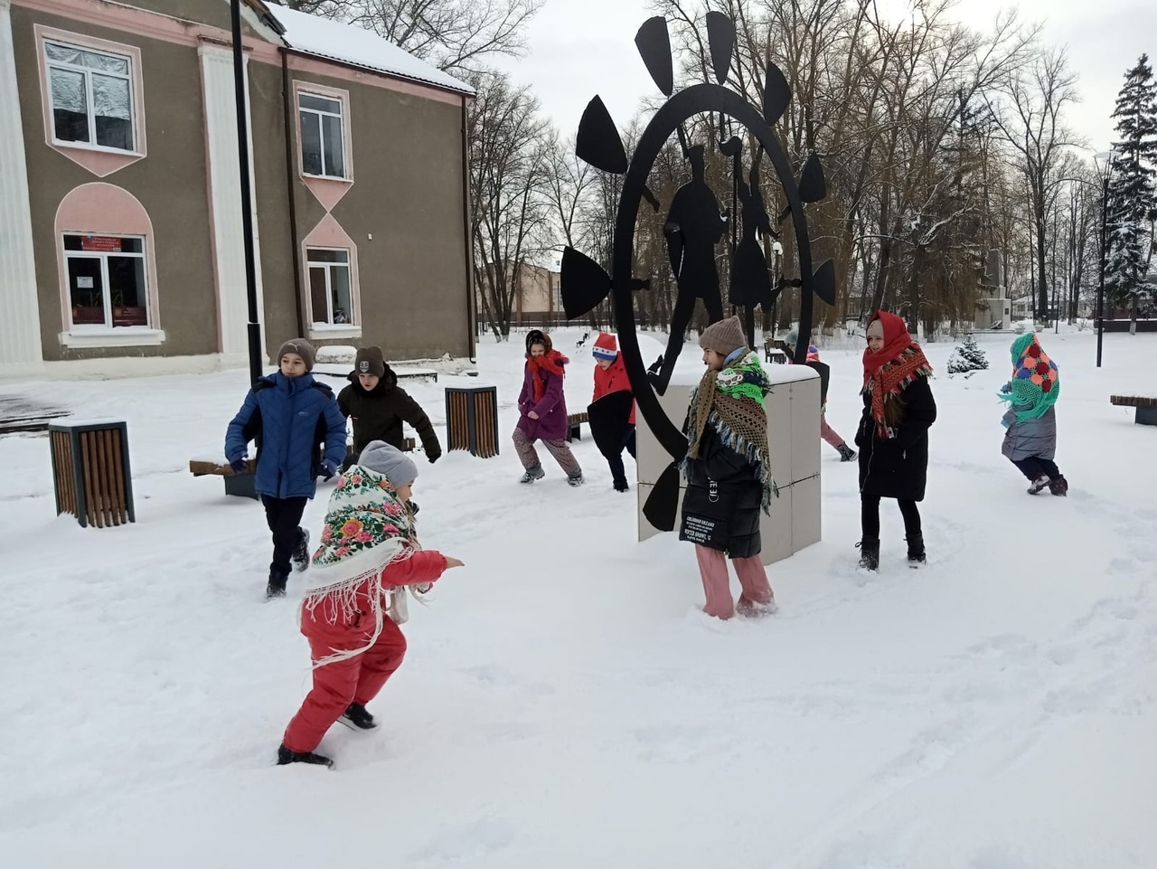 Уличные гулянья «Масленица идёт, блины да забаву несёт»