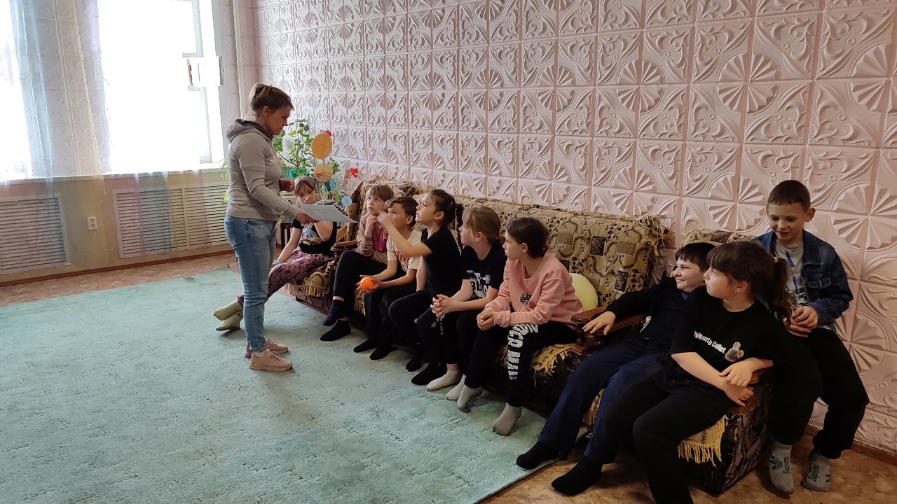 «В космос всем открыта дверь, ну –ка сам себя проверь» 