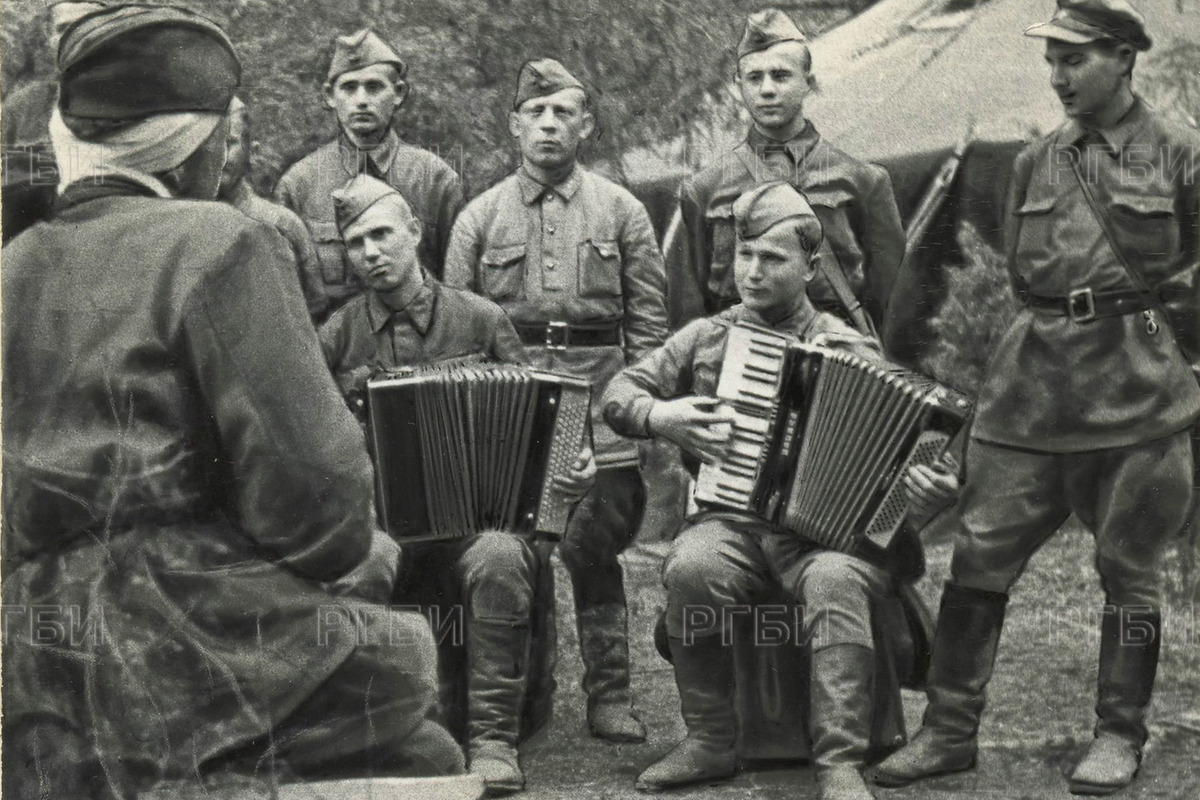 И песни тоже воевали