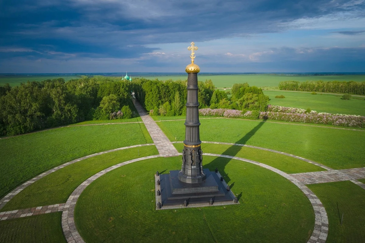 «На поле Куликовом»
