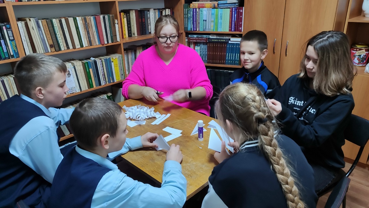  «Новогодняя игрушка».