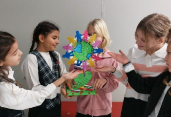 Работа клуба «Творческая мастерская» 