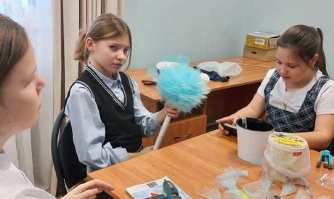 Изготовление поделки «Моя семья». Изготовление поделки «Моя семья».