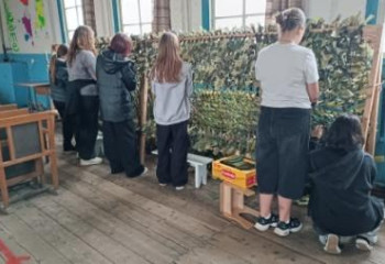 «Своих не бросаем»