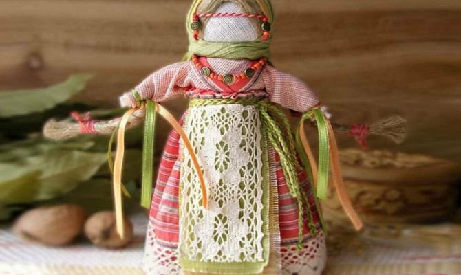 Создаем своими руками тряпичную народную куклу «Веснянка» своими руками
