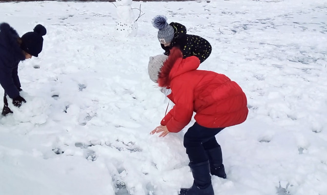 Зимние игры и забавы для детей на улице