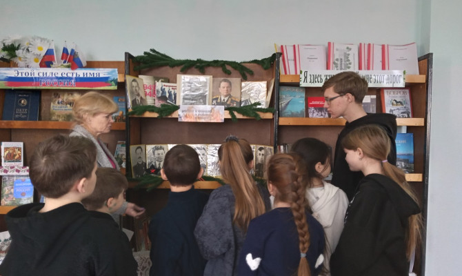 В Юдановском доме культуры и библиотеке, прошёл информационный час "Воронеж-город герой!" В Юдановском доме культуры и библиотеке, прошёл информационный час