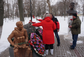 Митинг посвященный Дню памяти о россиянах, исполнявших служебный долг за пределами Отечества.