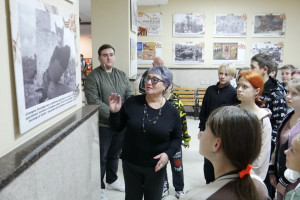 Выставка «Солдаты наши меньшие»