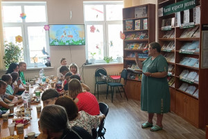И верности любовь храня