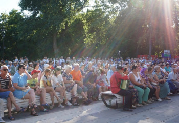 Районный фестиваль народного творчества «Играй, гармонь Бобровская»