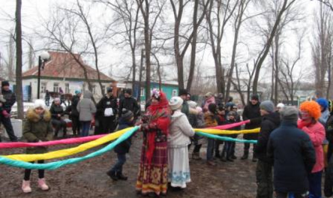 «Масленичный круговорот зовет на гулянье народ»