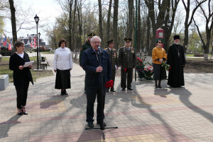 Митинг, посвященный 35-й годовщине трагедии на Чернобыльской атомной электростанции.