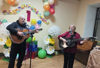 Танцевально-оздоровительной группе 