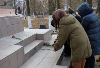 Митинг, посвященный «Дню неизвестного солдата»