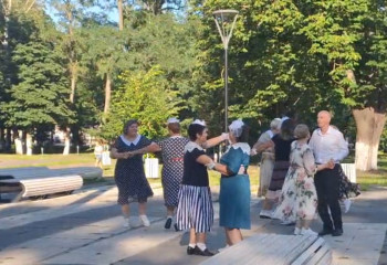 Концертная программа «Счастья вашему дому» (в форме свободного микрофона)