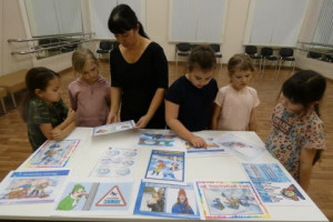 Познавательный час 