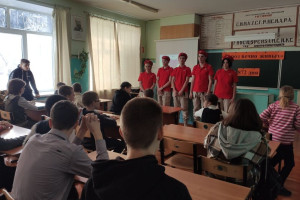 «Ленинград–город герой».
