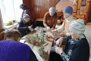 Изготовление свечей «С теплом к родному солдату»