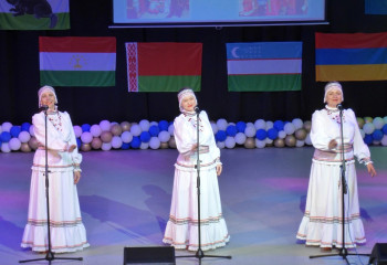  Районный фестиваль «Бобров многонациональный»